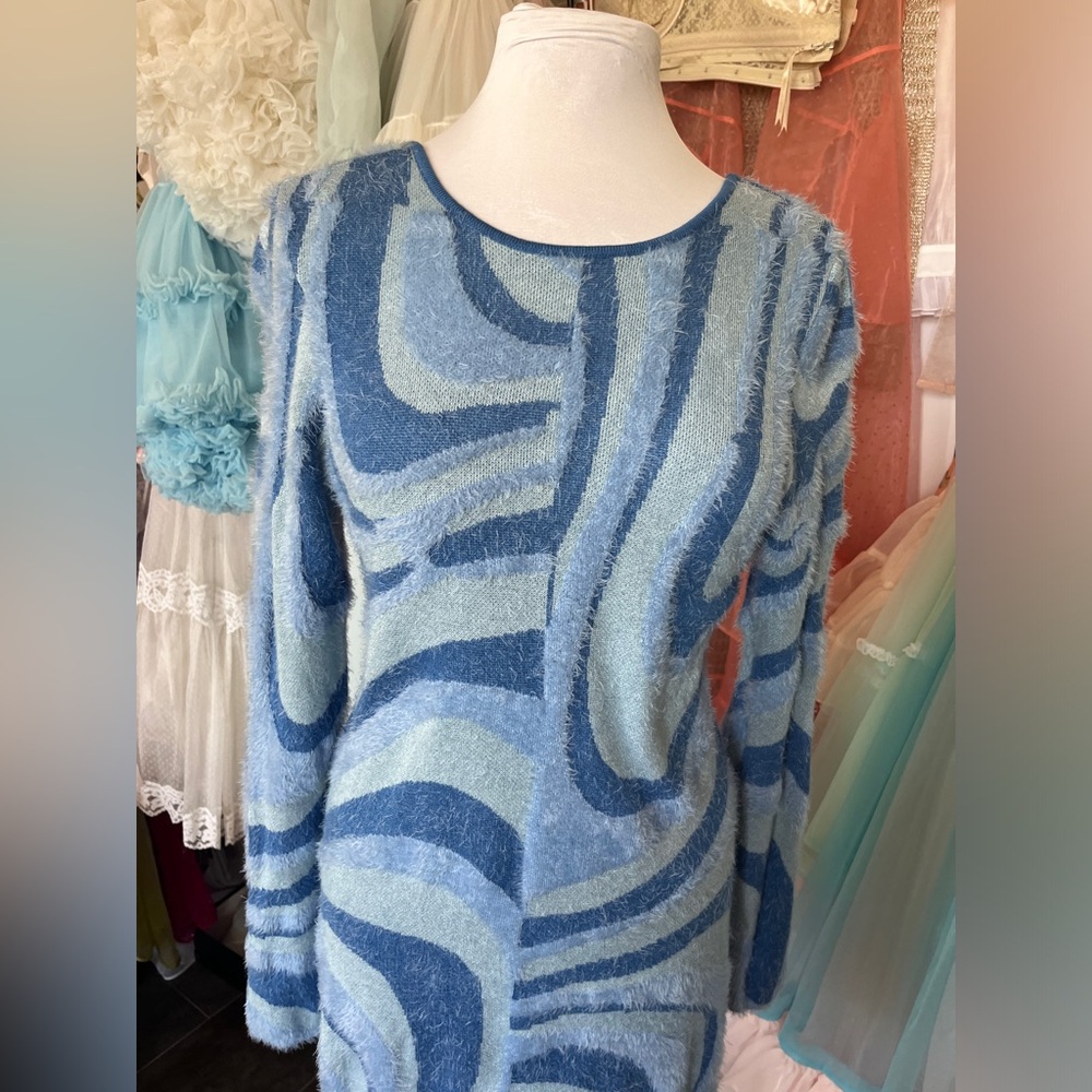 House of Sunny 🌞 custom the blue moon dress in sea blue - Picture 5 of 6